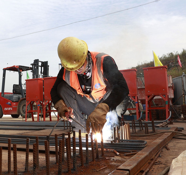 1702460429870606.jpg 1bc124eb13e740f38732357ed4d4c815_副本.jpg